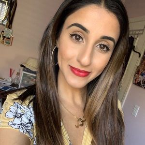 Meet your Posher, Noor